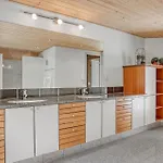 Feriehus Stunning In With Sauna *