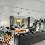 Feriehus Stunning In With Sauna
