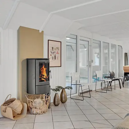 Hébergement de vacances Stunning In With Sauna *