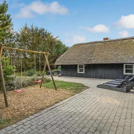 Amazing In With Sauna Holiday home Blavand