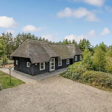 Holiday home Amazing In With Sauna